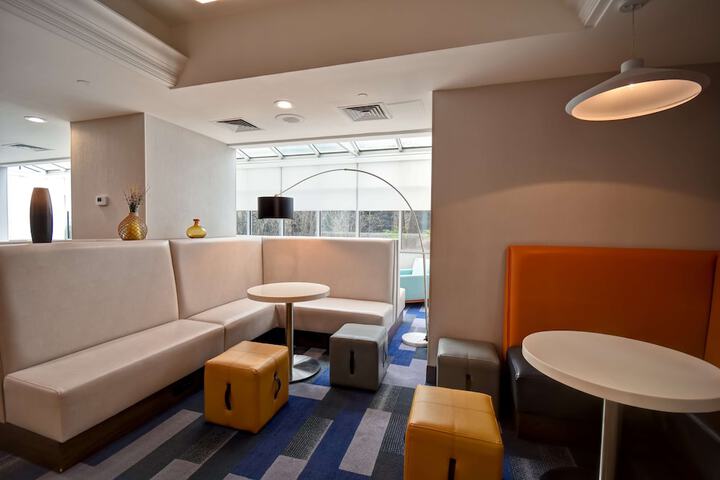 Hampton Inn NY-JFK