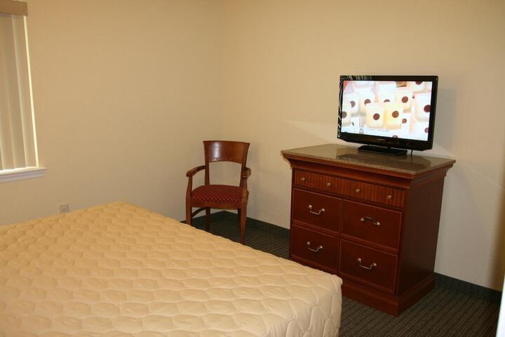 Room 20 of 38