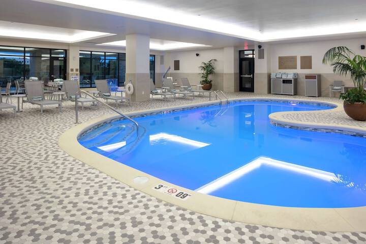 Embassy Suites by Hilton Grand Rapids DowntownMI