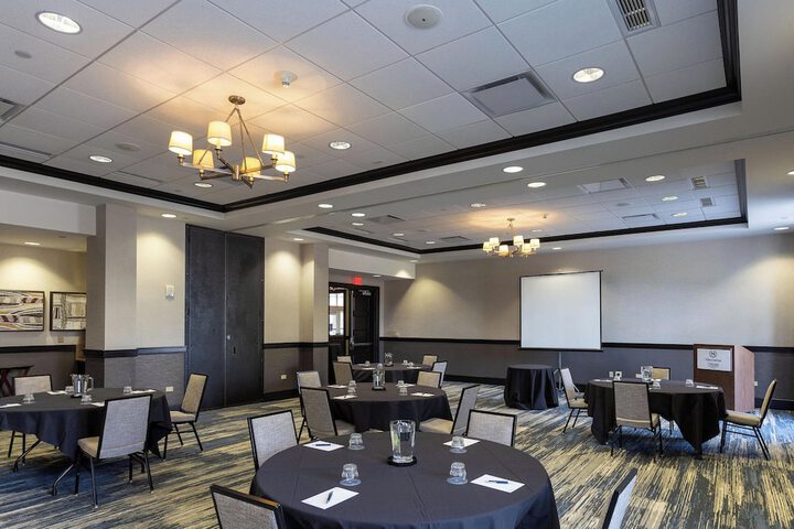 Sheraton Chicago Northbrook Hotel