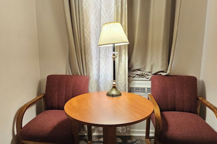 Room 25 of 71