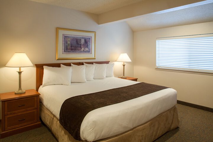 Room 44 of 64