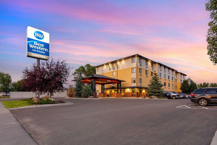 Hotel 2 of 39