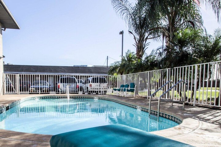 Rodeway Inn Apopka South