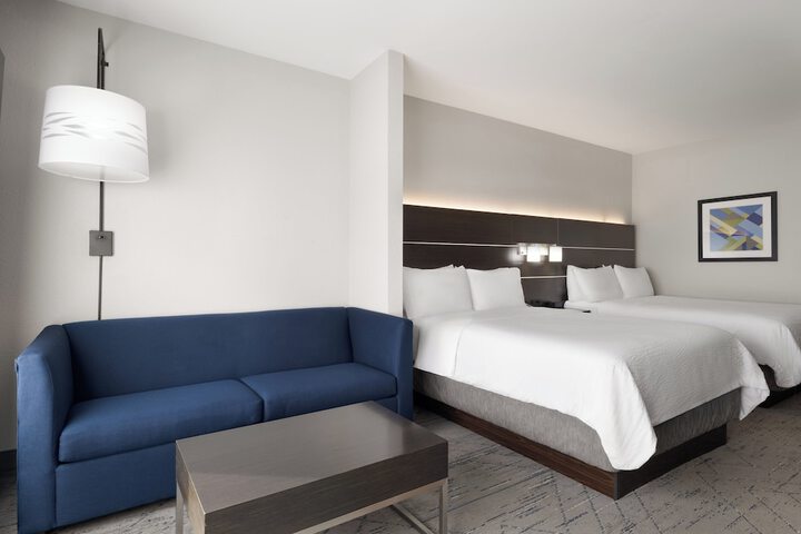 Holiday Inn Express and Suites West Memphis by IHG