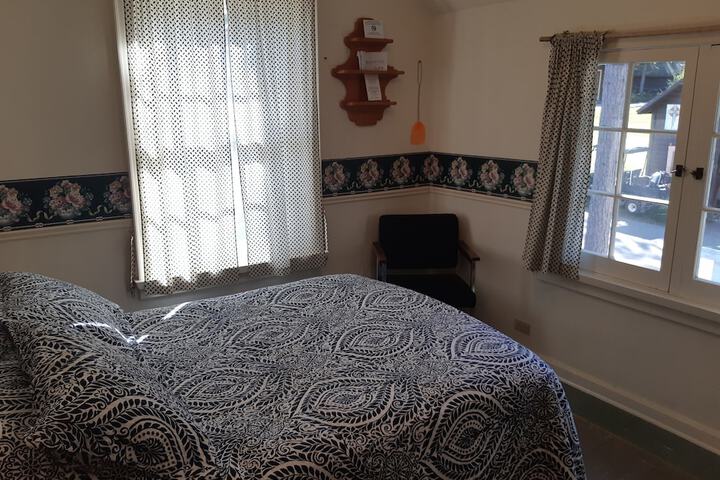 Room 60 of 215