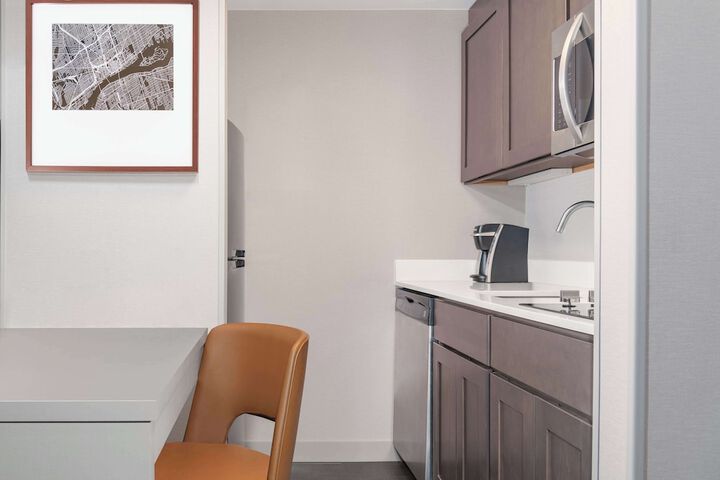 Homewood Suites by Hilton Detroit-Troy