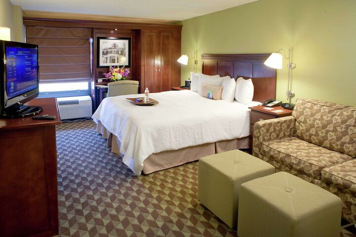 Room 16 of 27