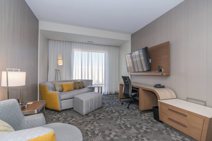 Room 12 of 35