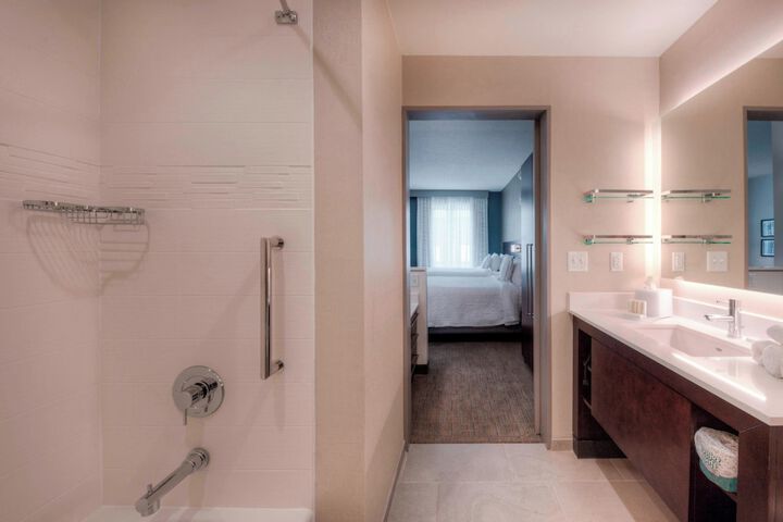 Room 22 of 87