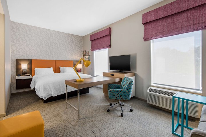 Room 22 of 46
