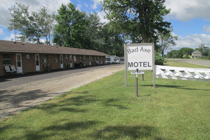 Bad Axe Motel