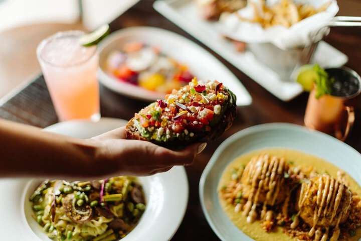 Dining 96 of 125