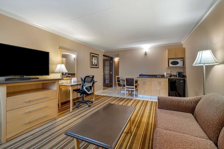 Room 20 of 29