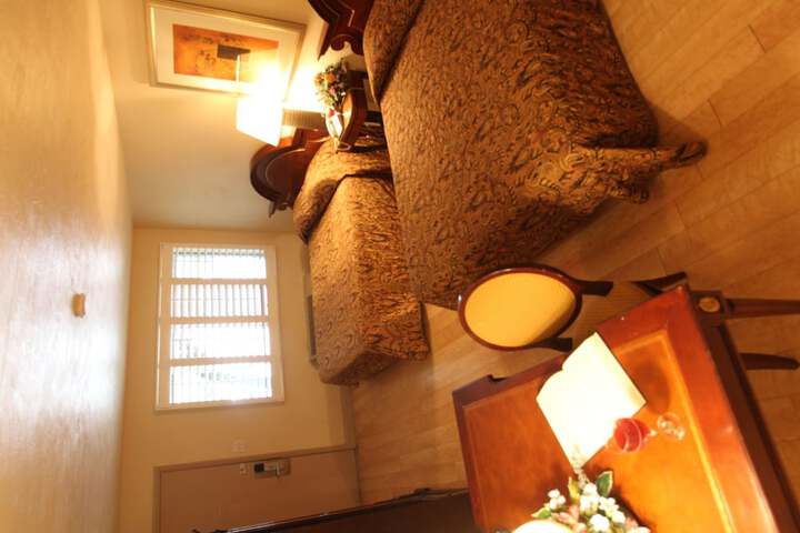 Room 40 of 50