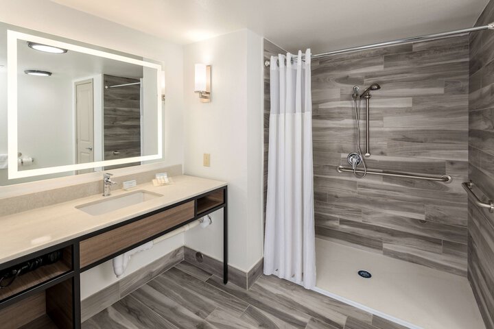 Hilton Garden Inn Lafayette / Cajundome