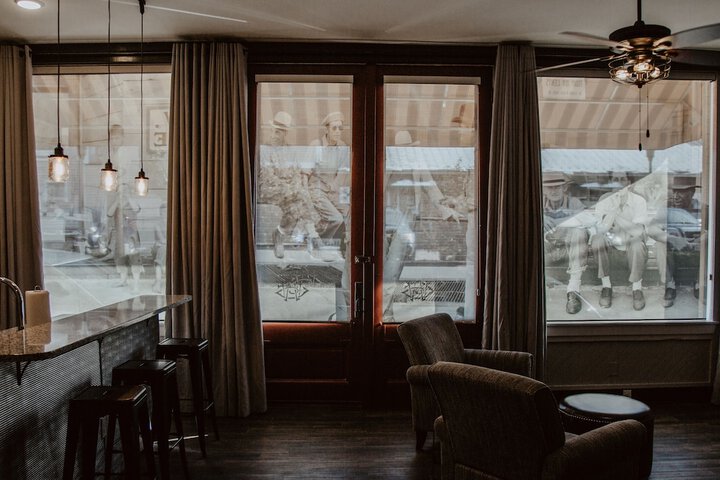 Room 26 of 37