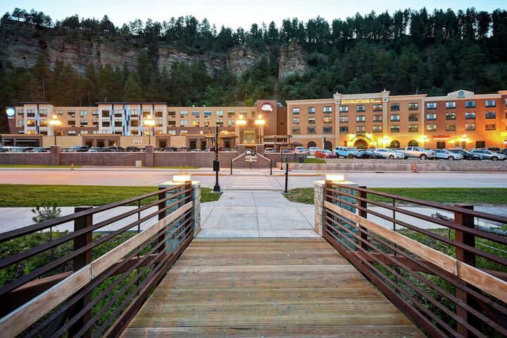 Tru by Hilton Deadwood SD
