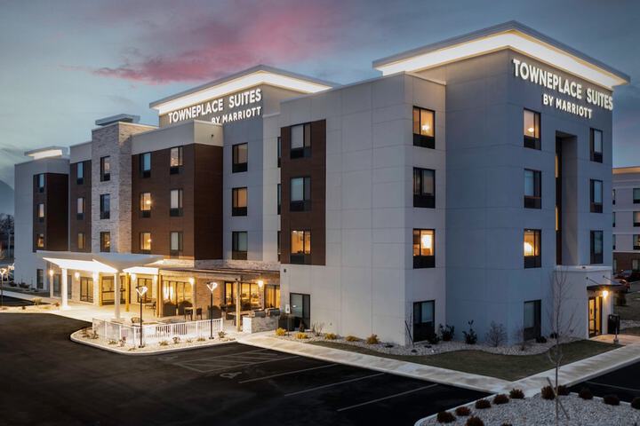 Hotel 2 of 25