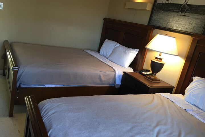 Room 31 of 38