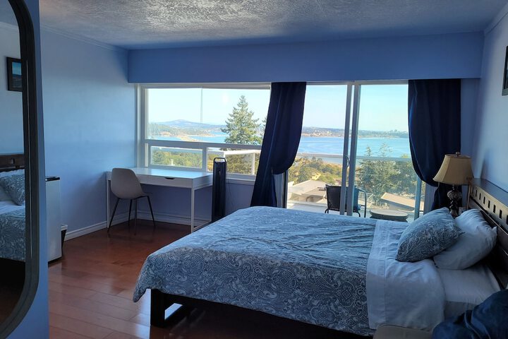 Room 37 of 123