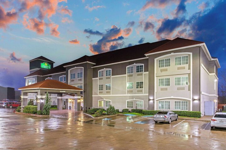 Hotel 2 of 29