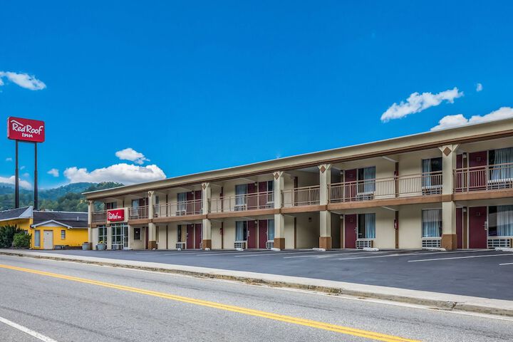 Hotel 7 of 30