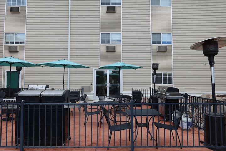 Terrace/Patio 33 of 37