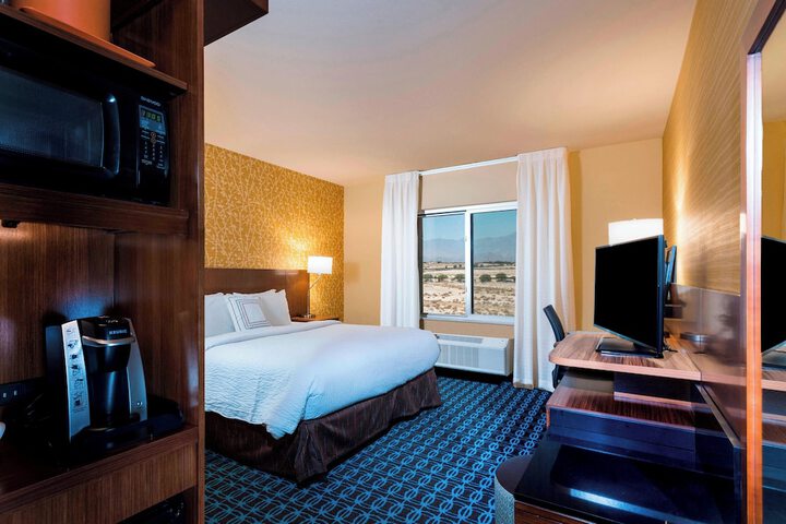 Room 10 of 21
