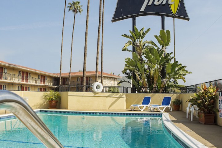Pool 3 of 43