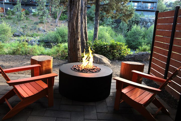 Riverhouse Lodge