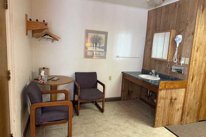 Hotel Prairie Winds Carthage Keokuk Hwy 136