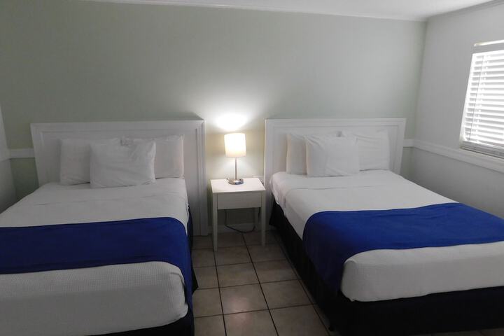 Room 44 of 54
