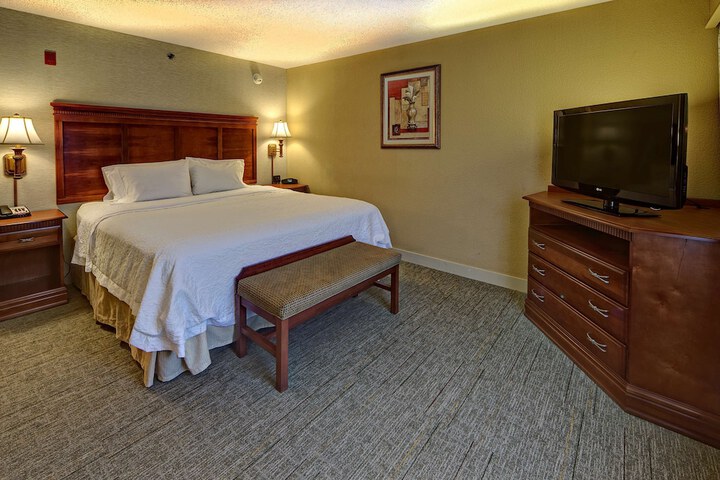 Room 17 of 41