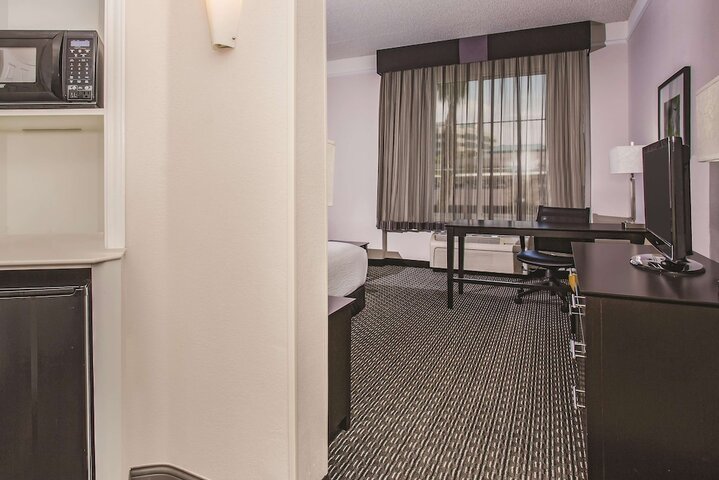 Room 14 of 41