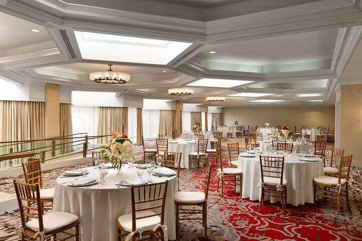 Ballroom/Hall 41 of 46