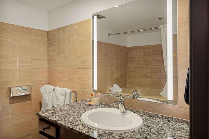Chateau Big Bear Boutique Hotel BW Signature Collection