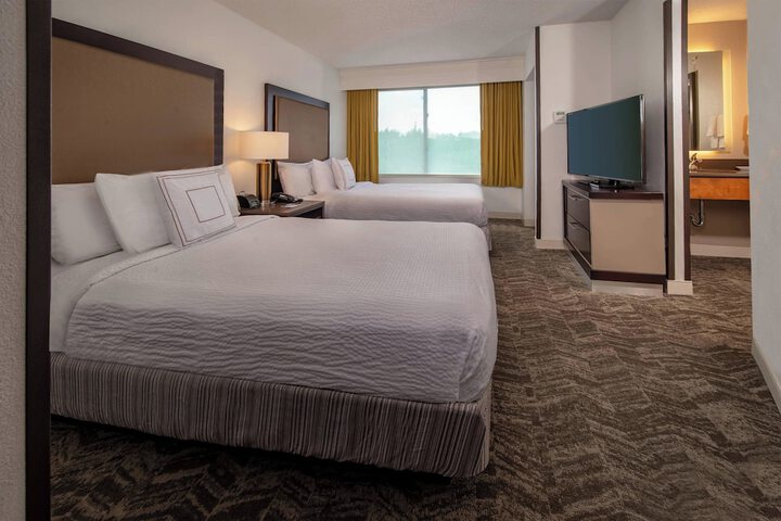 Room 11 of 26