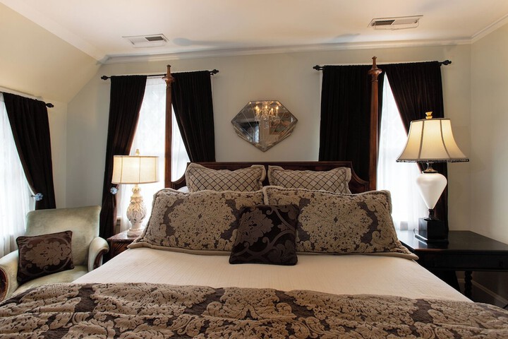 Room 47 of 61