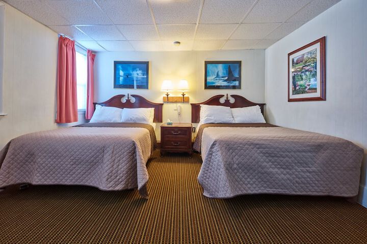 Room 13 of 34