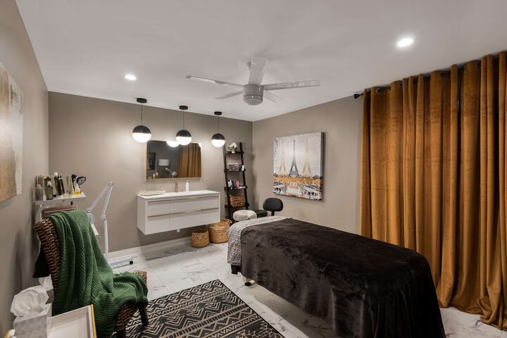 Wyndham Garden Galena Hotel & Day Spa
