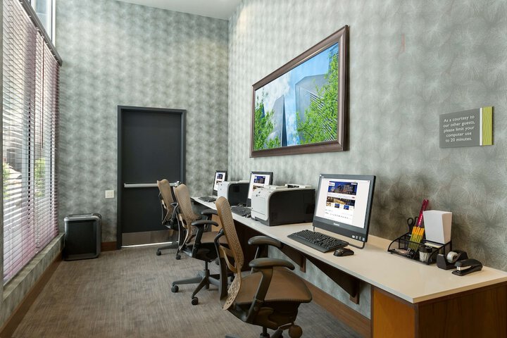 Business Center 46 of 46