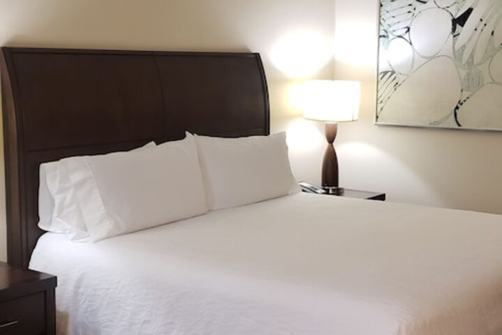 Room 13 of 70
