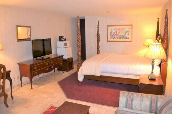 Room 5 of 23