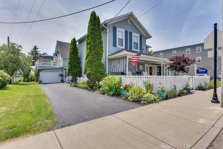 Bemus Point Vintage Suite w / Soaking Tub & Kitchen