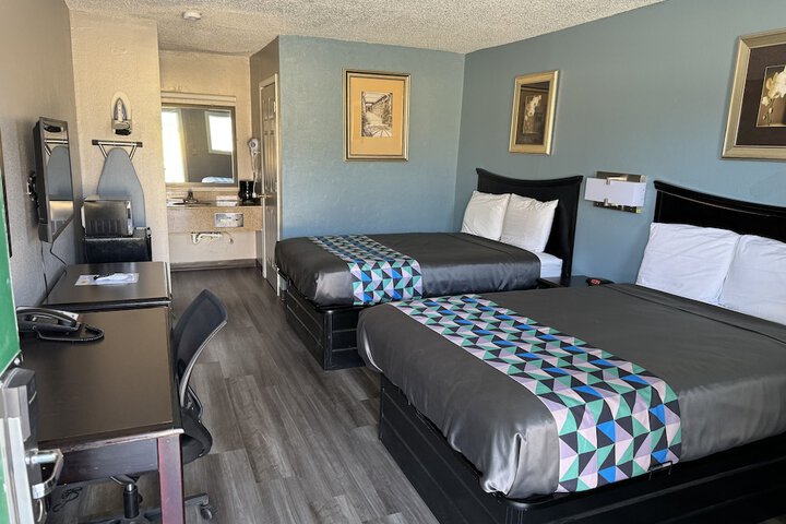 Room 13 of 29