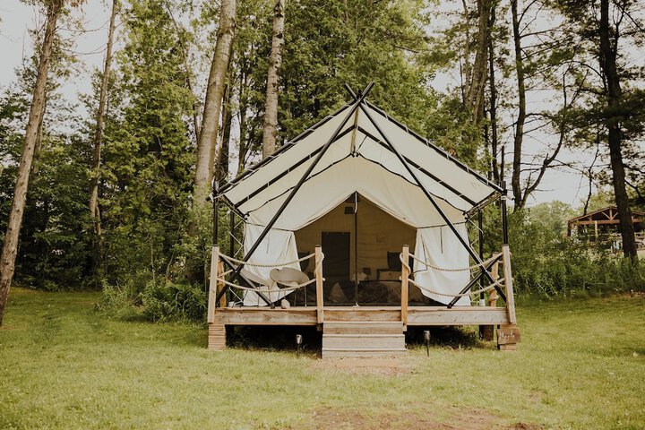 Whispering Springs Wilderness Retreat