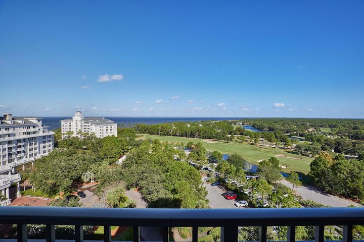 Hotel Effie Sandestin Autograph Collection