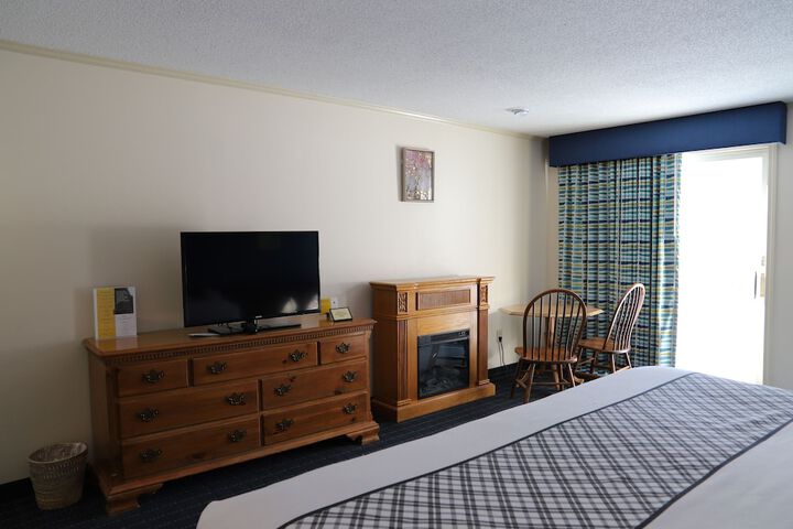 Room 59 of 103