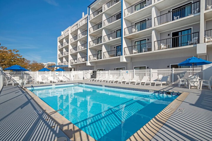 Pool 5 of 45